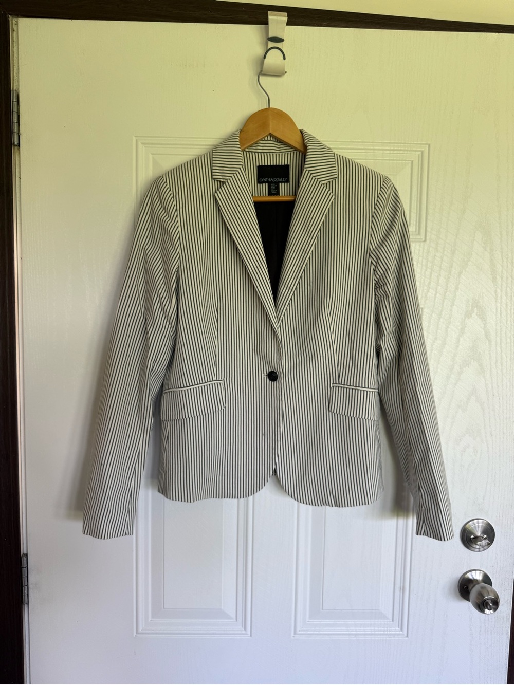 2 for $30 sale: Cynthia Rowley pin- Striped 1 button Blazer jacket - M